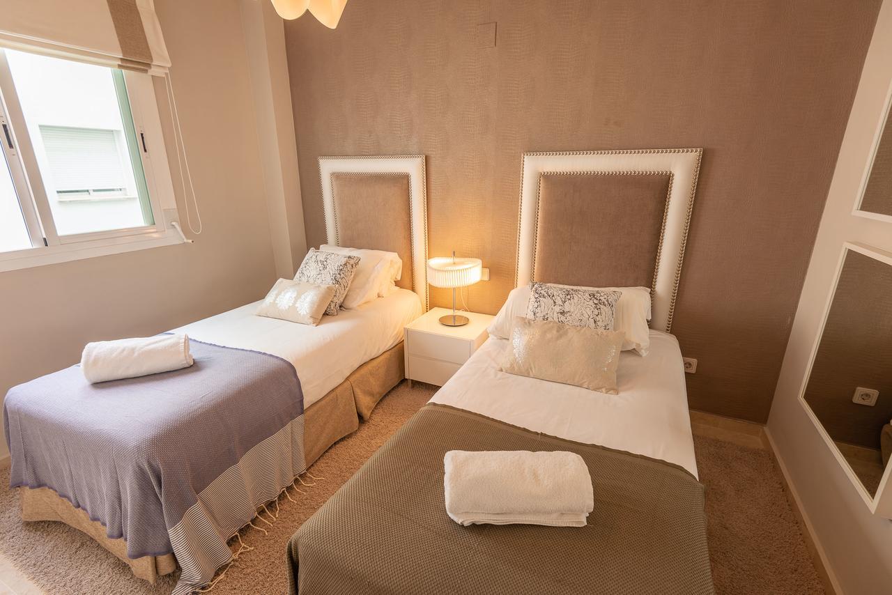 Vacation Marbella I Brand New Terrazas De Banus Apt, 24-7 Security, A Minute From The Marina, The Sea And Luxury Shopping מראה חיצוני תמונה